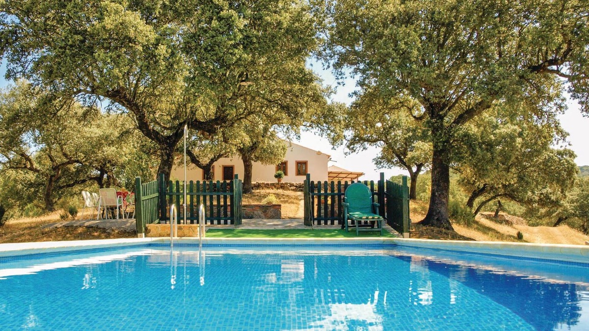 Villaviciosa de Cordoba House | Awesome home in Villaviciosa de Córdoba