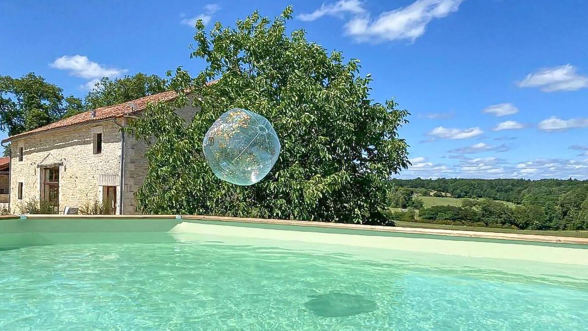 Lussas-et-Nontronneau House | Awesome home in Lussas et Nontronneau