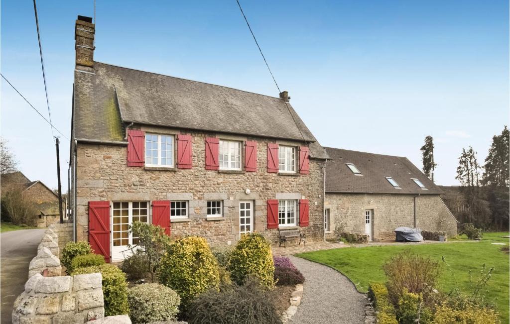 Saint-Brice-de-Landelles House | Awesome Home In Saint-Brice-De-Landell