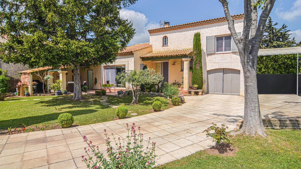 Saint-Martin-de-Crau House | Awesome home in Saint-Martin-de-Crau
