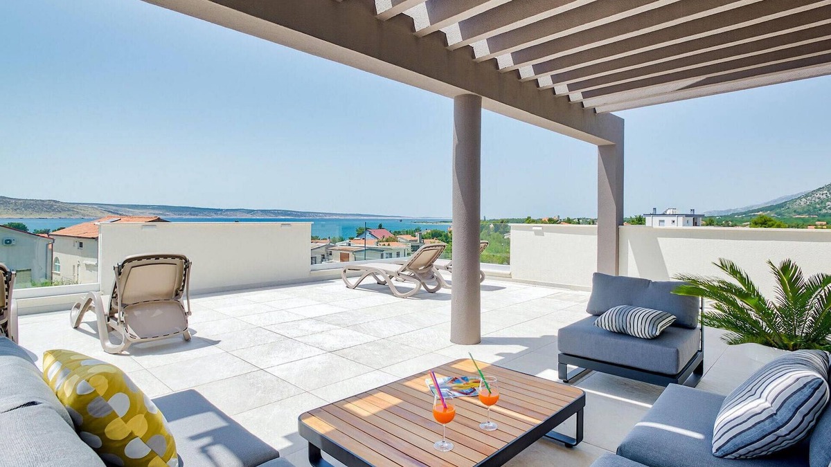 Seline House | Awesome home in Starigrad Paklenica