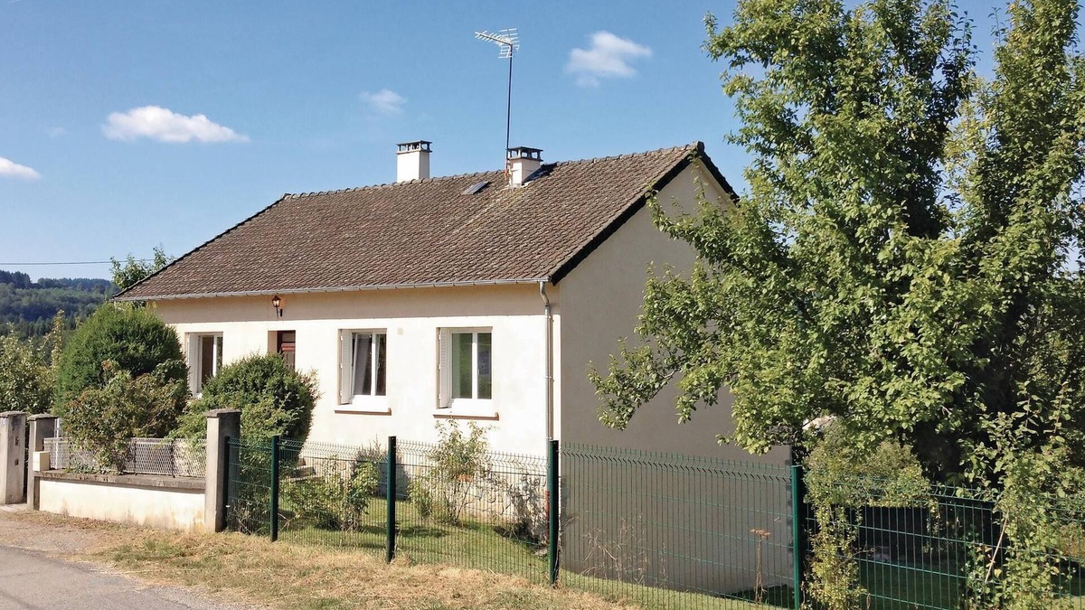 Peyrat-le-Chateau House | Awesome home in Peyrat le Château