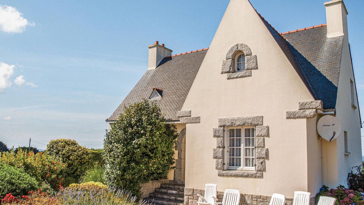 Trevou-Treguignec House | Awesome home in Trévou Treguignec