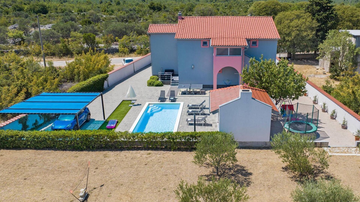 Tisno House | Awesome home in Dubrava kod Tisna