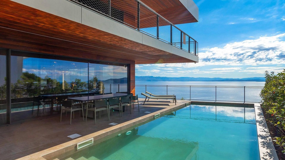 Mosenice House | Awesome home in Moscenicka Draga