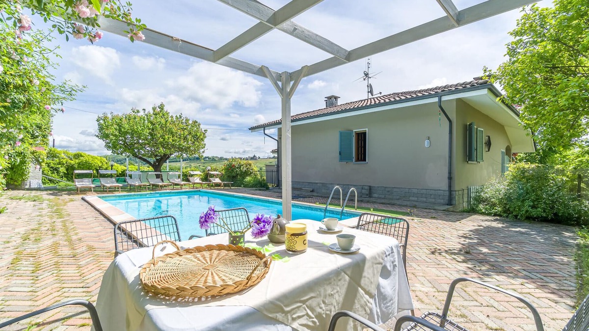 Agliano Terme House | Awesome home in Agliano Terme (AT)