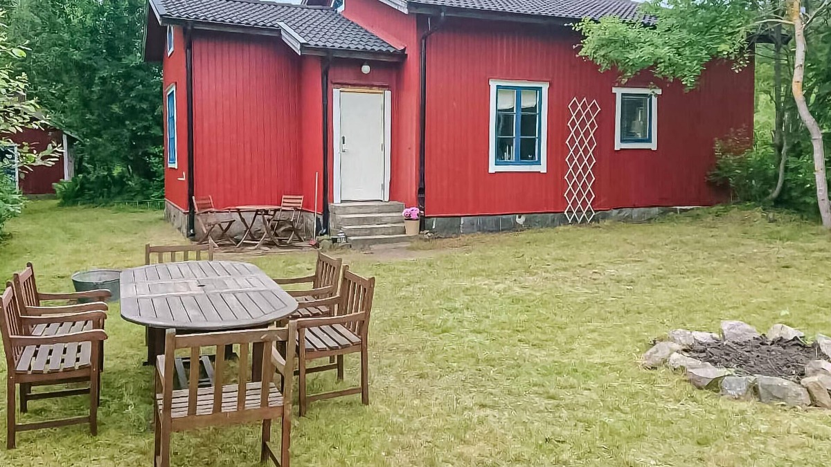 Bjarnum House | Awesome home in Bjärnum with WiFi