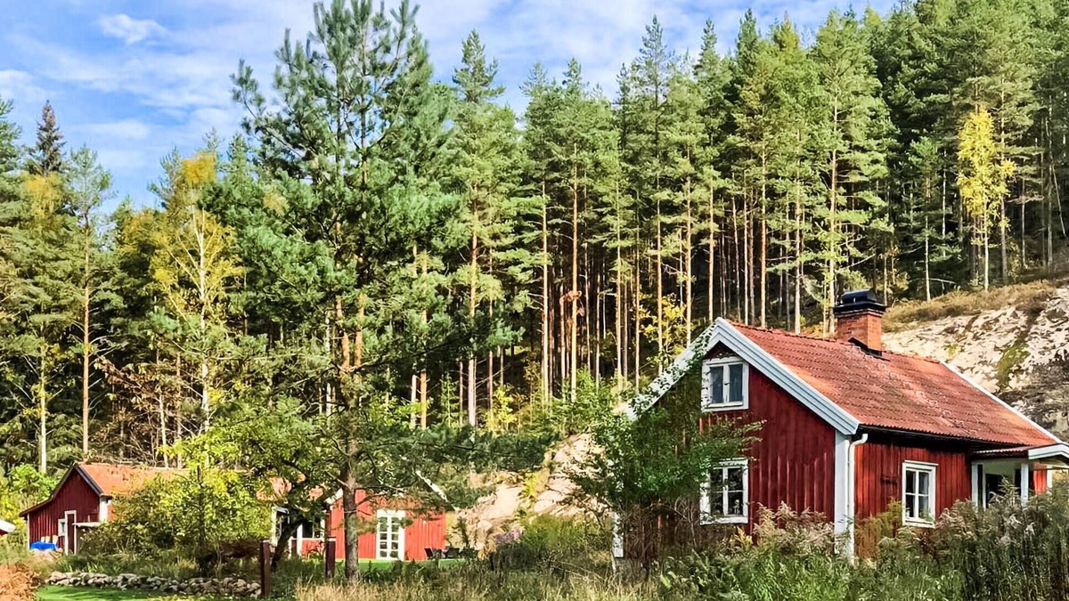 Malexander House | Awesome home in Boxholm with WiFi