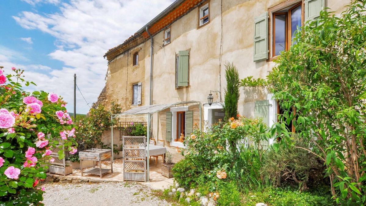 Dun House | Awesome home in Dun with WiFi