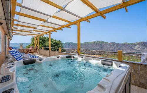 Grebastica House | Awesome Home In Grebastica With Wifi