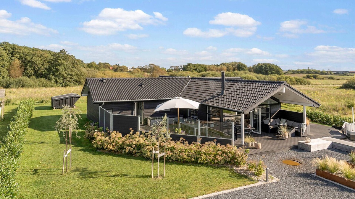 Flovt Strand House | Awesome home in Haderslev with WiFi