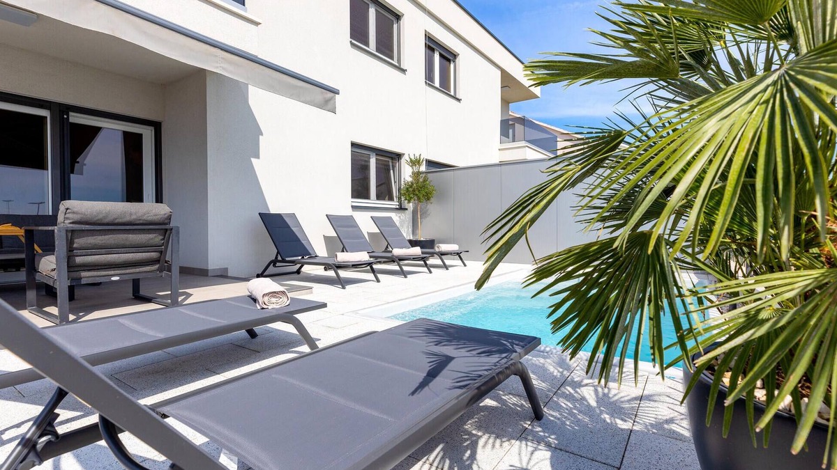 Kastel Gomilica House | Awesome home in Kastel Sucurac