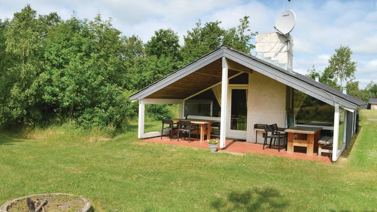 Jerup House | Awesome home in Jerup with WiFi