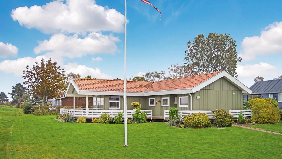 Juelsminde House | Awesome home in Juelsminde with sauna