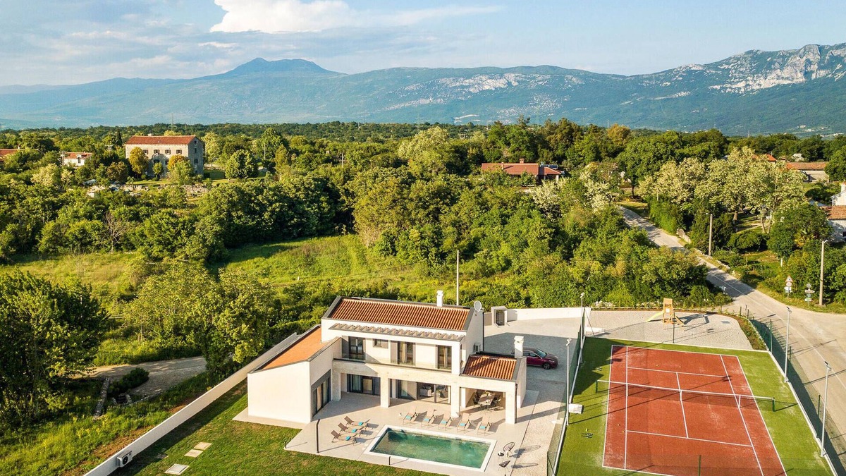 Sveta Nedelja House | Awesome home in Jurazini with sauna