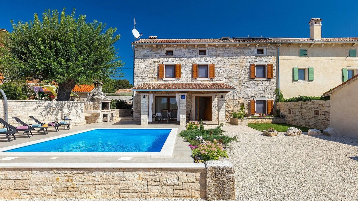 Kurili House | Awesome home in Kanfanar