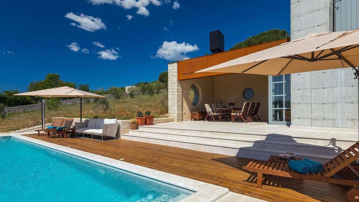 Kurili House | Awesome home in Kanfanar with sauna