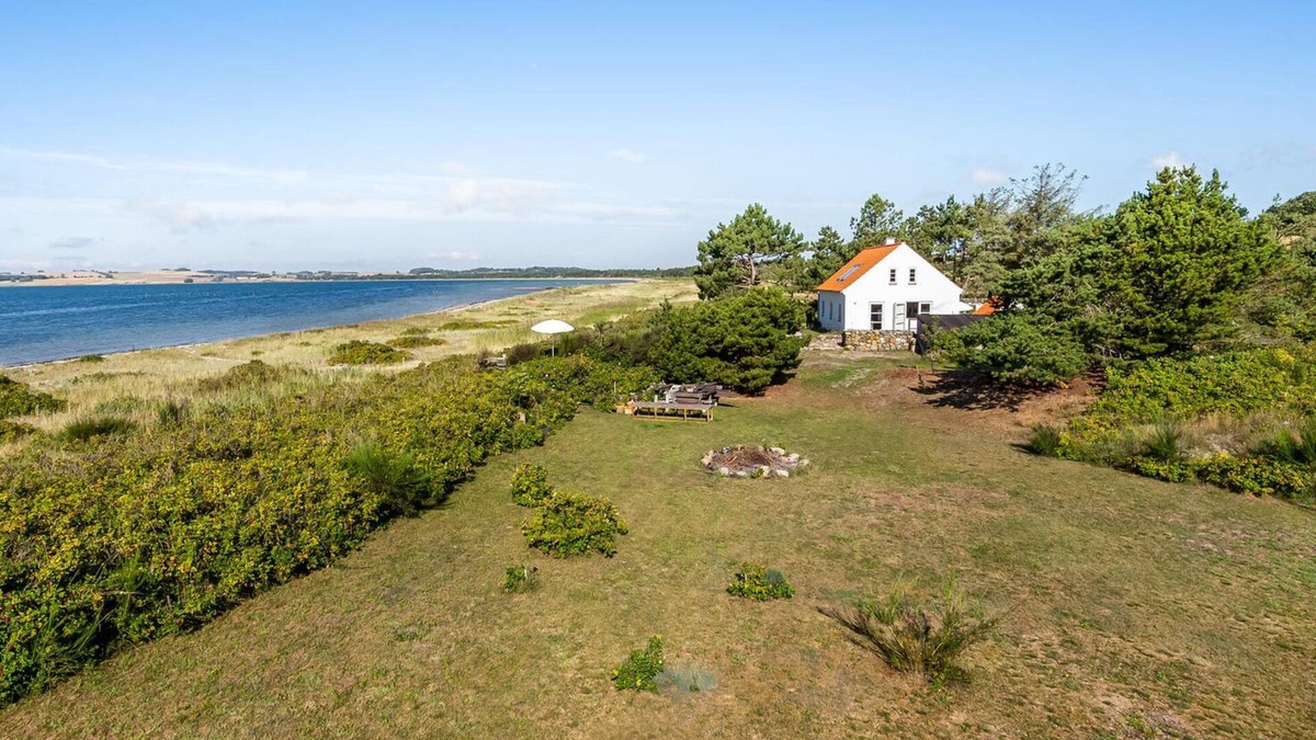 Knebel House | Awesome home in Knebel with kitchen