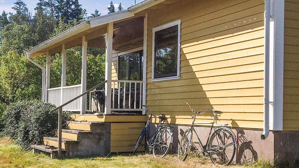 Uppvidinge House | Awesome home in Lenhovda with WiFi