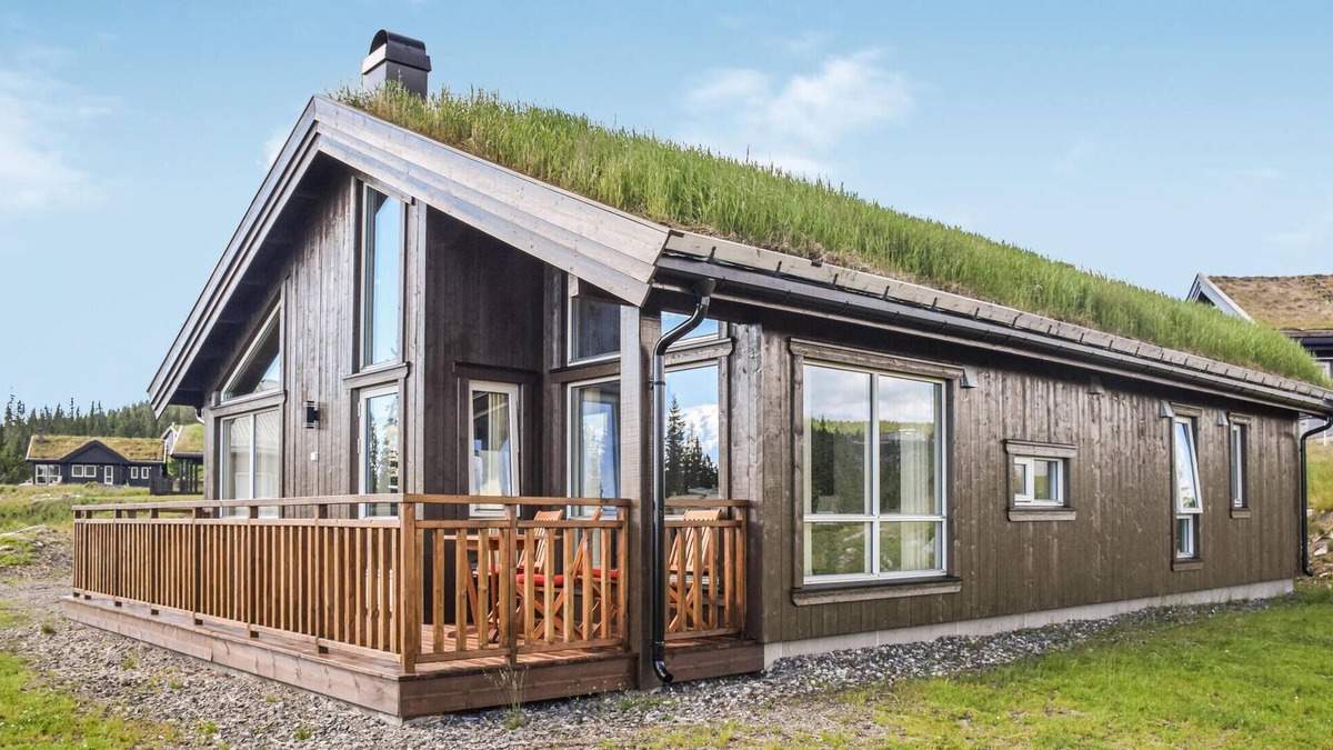 Lillehammer House | Awesome home in Lillehammer with sauna