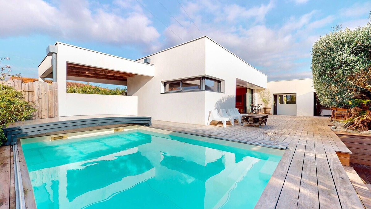 Medis House | Awesome home in Médis