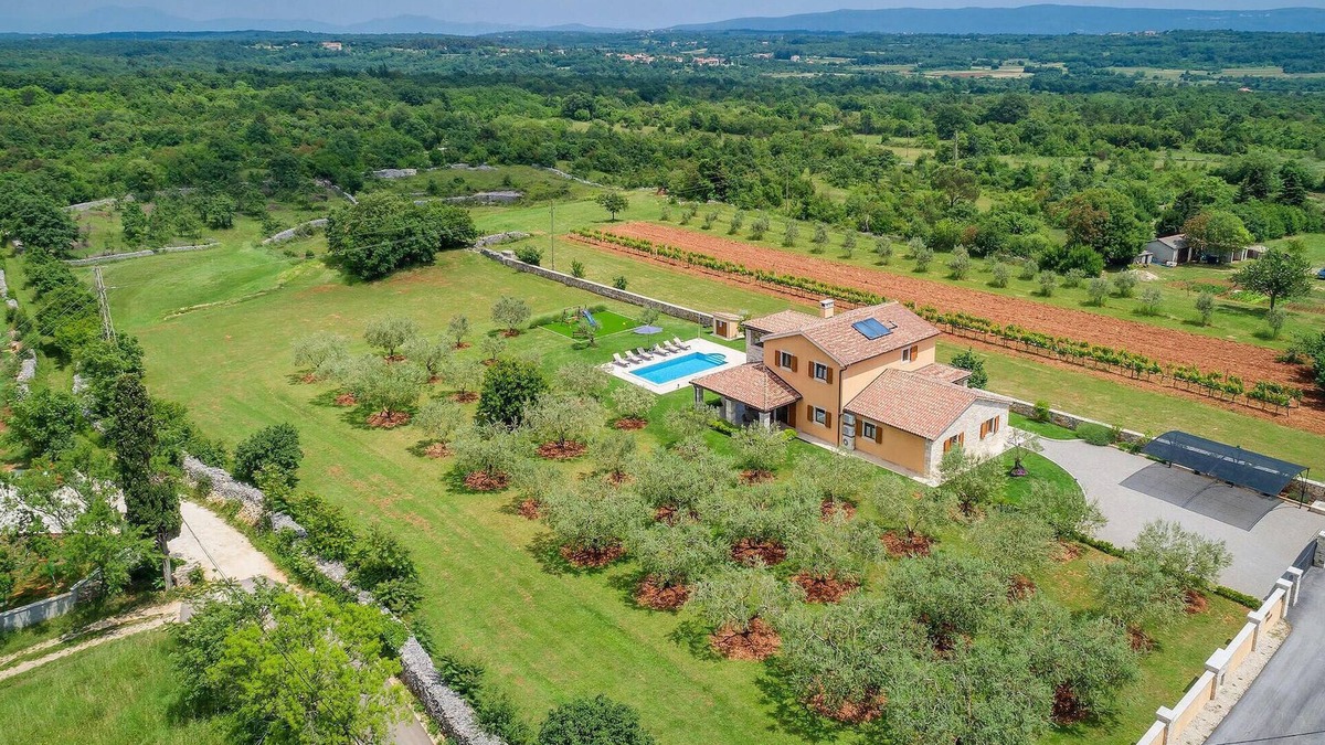 Filipana House | Awesome home in Marcana