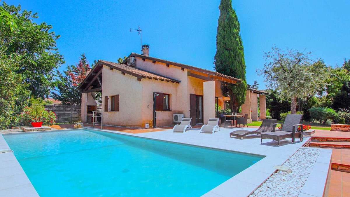 Meyzieu Nord Ouest House | Awesome home in Meyzieu
