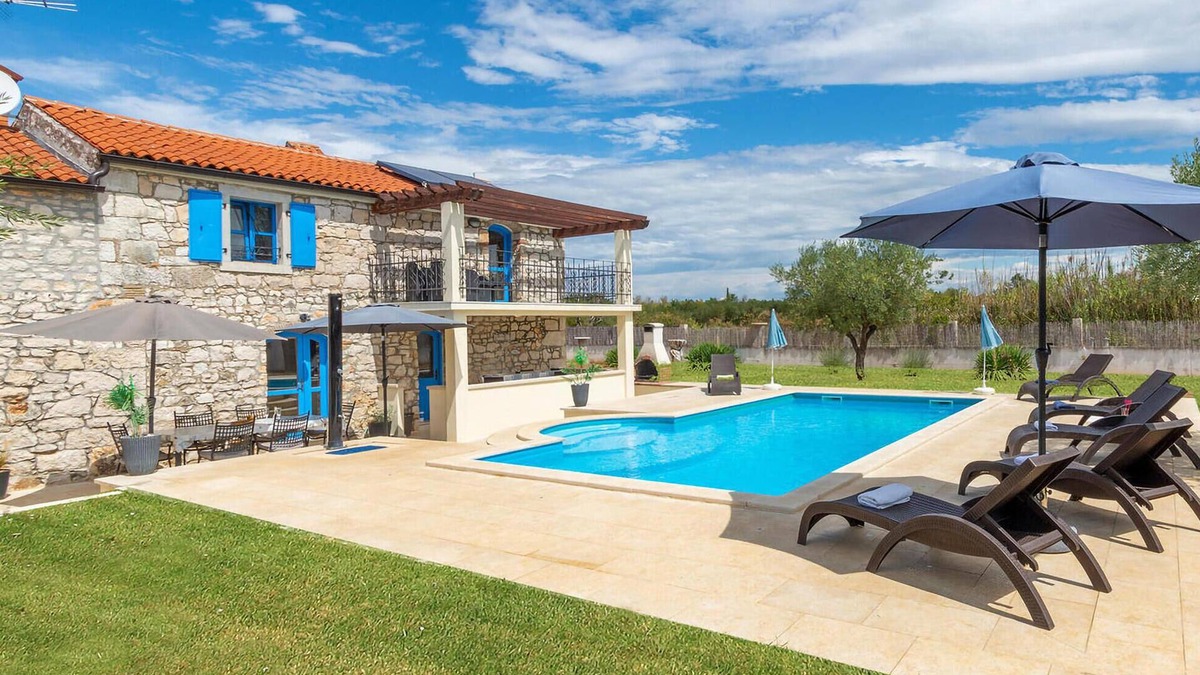 Filipini House | Awesome home in Mihelici with WiFi