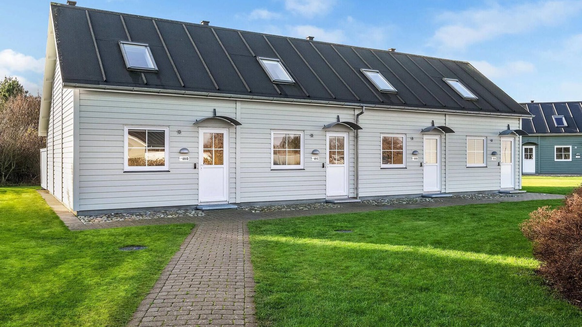 Houstrup House | Awesome home in Nørre Nebel