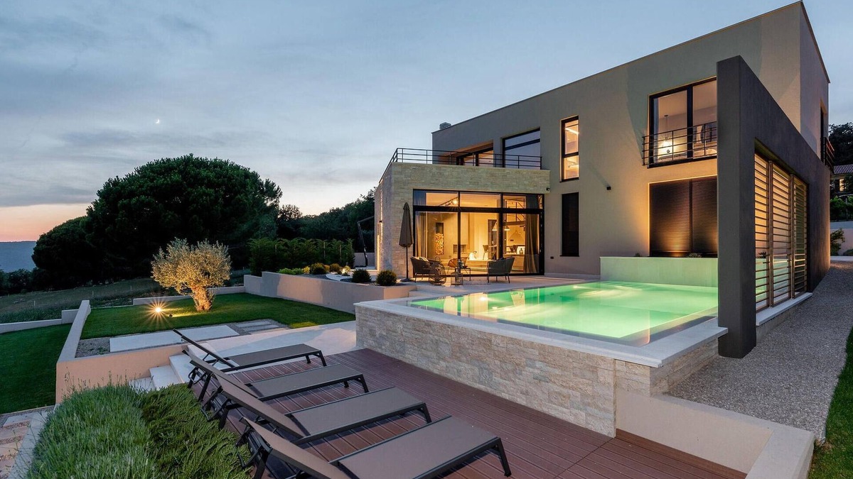 Nedescina House | Awesome home in Nedescina with sauna