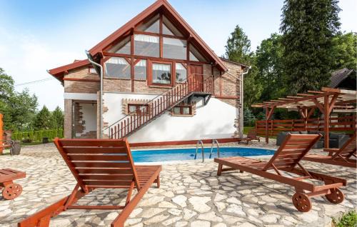 Brestovac House | Awesome Home In Novo Zvecevo With Sauna