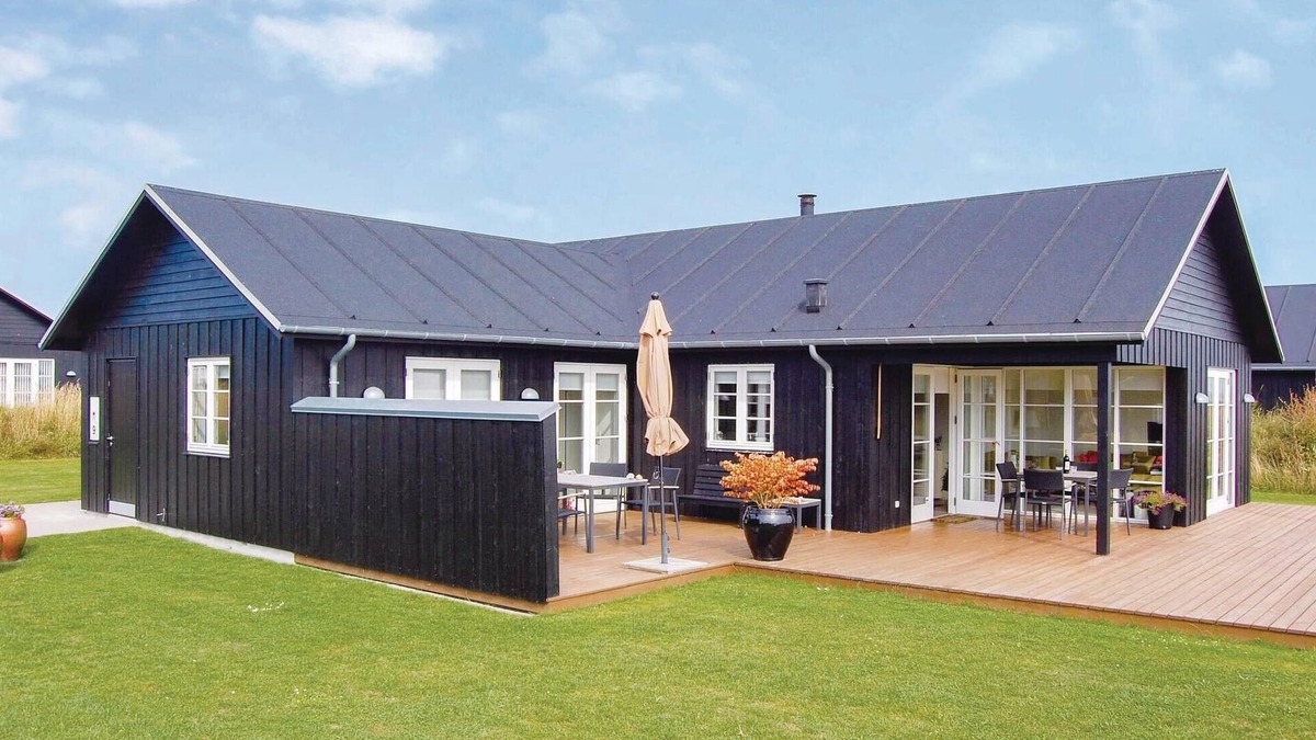 Nysted House | Awesome home in Nysted with sauna