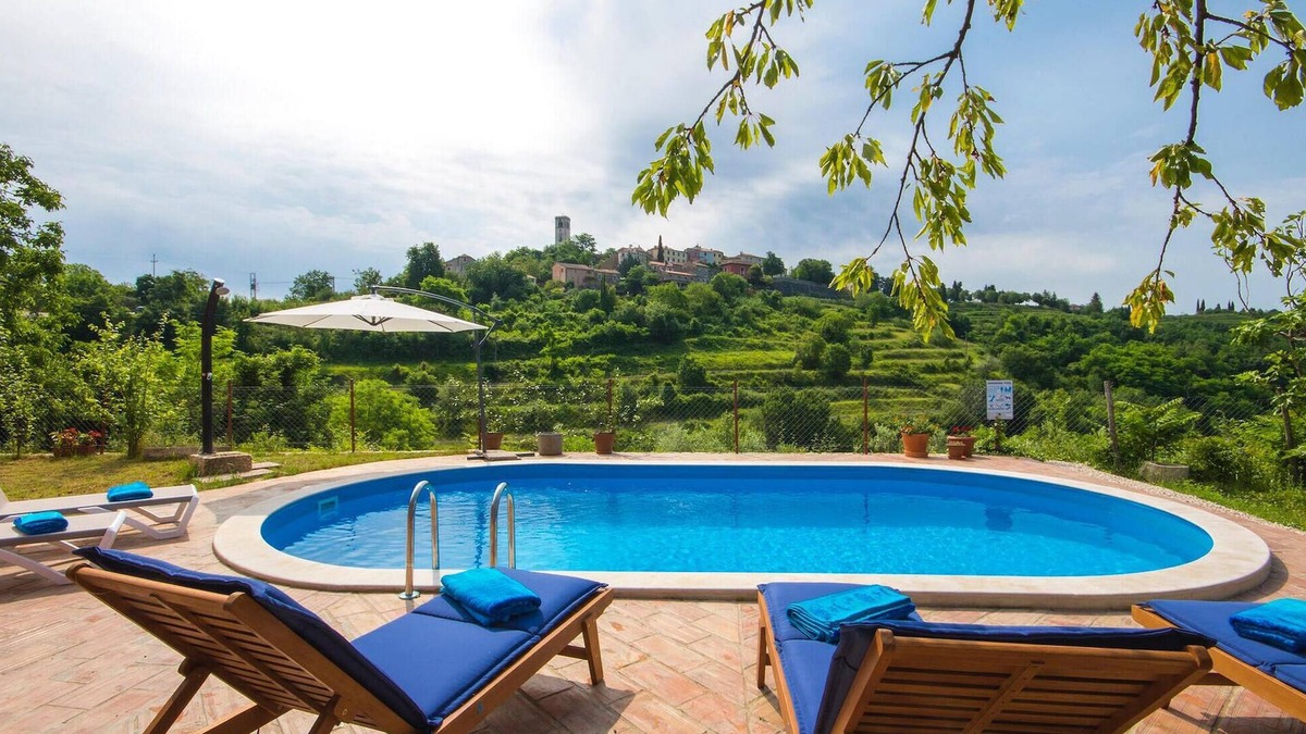 Oprtalj House | Awesome home in Oprtalj
