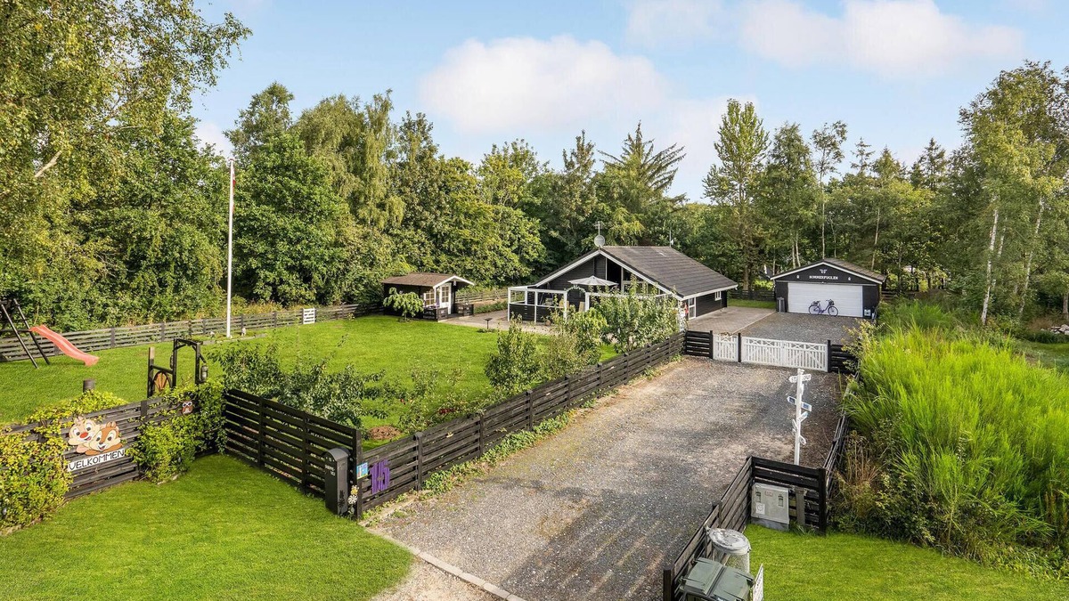 Ørsted House | Awesome home in ørsted with WiFi
