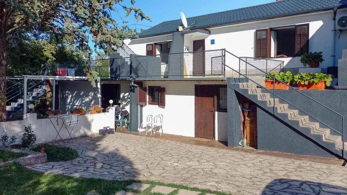 Polje House | Awesome home in Polje with WiFi