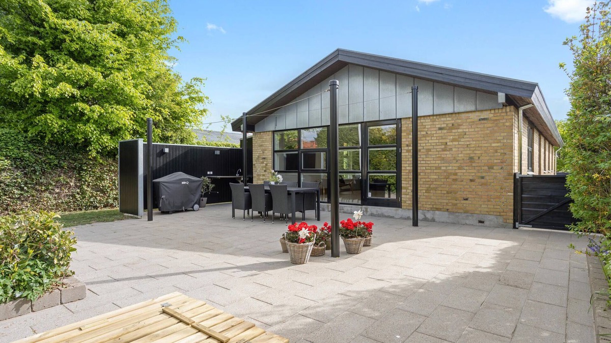 Sæby House | Awesome home in Sæby with kitchen