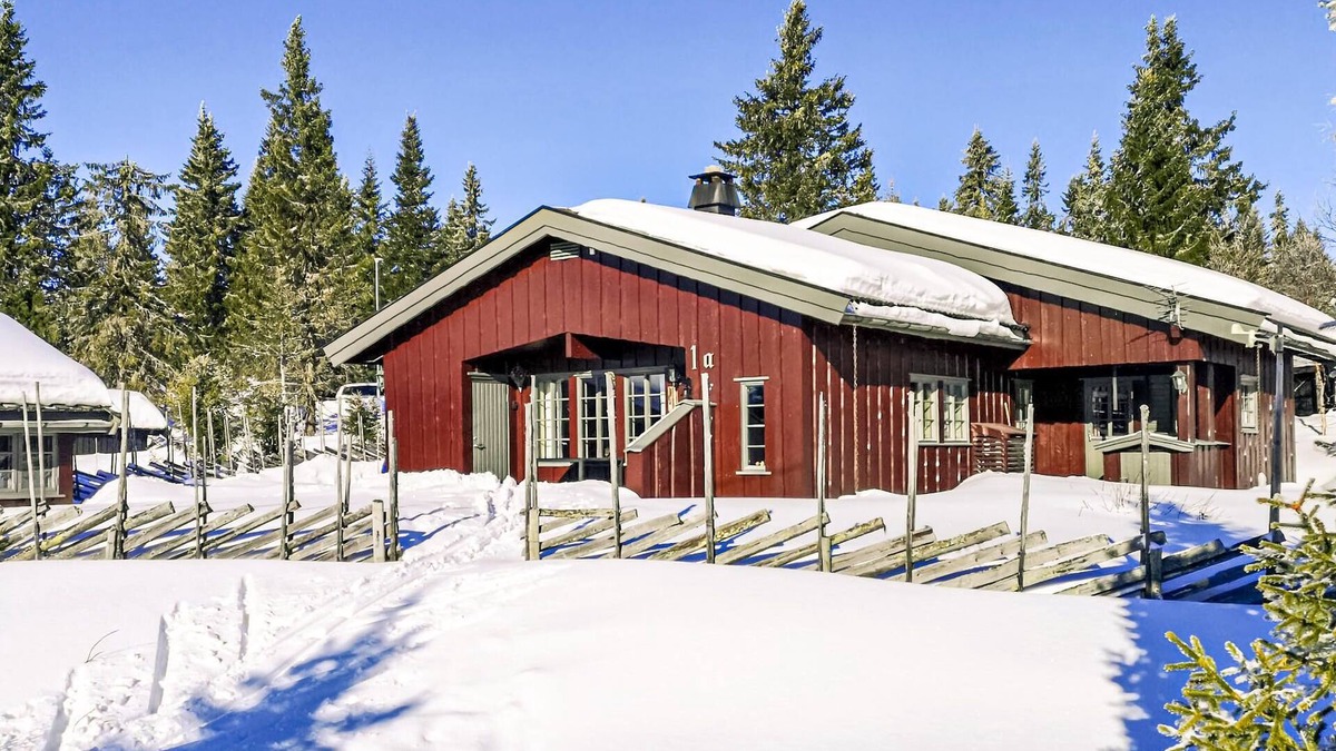 Sjusjoen House | Awesome home in Sjusjøen with WiFi