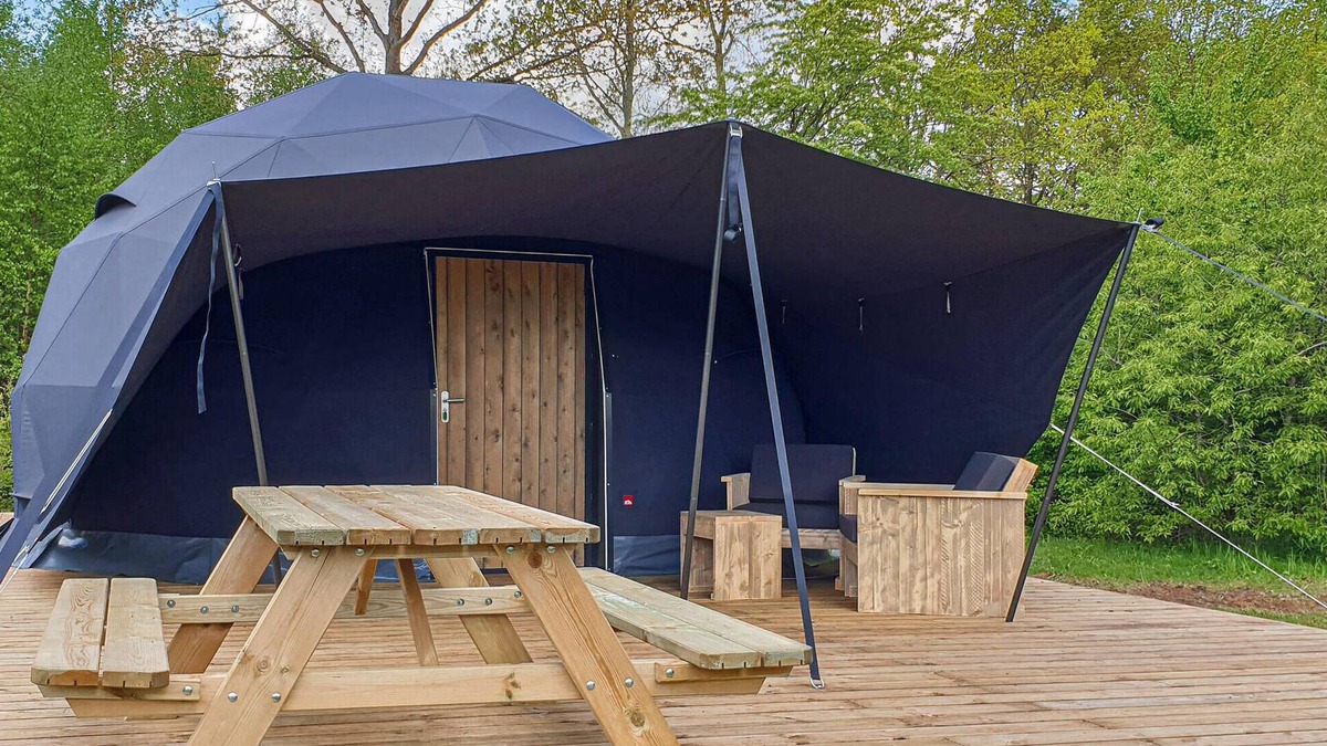 Hoogersmilde House | Awesome (sta)caravan in Hoogersmilde