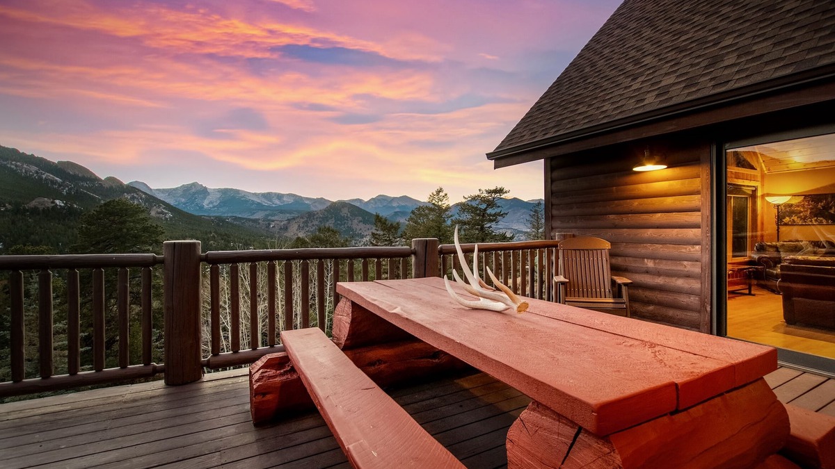 Windcliff Estates House | Awestruck Luxury Vacation Home at Windcliff