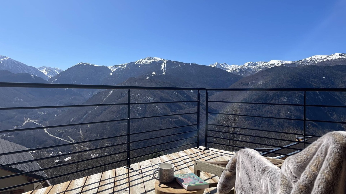 Ignaux Ski Chalet | Ax le Chalet Dignaux vue Panoramique sur la Vallée D'ax