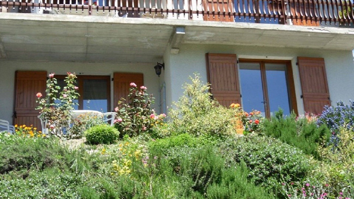 Ax-les-Thermes Apartment | AX LES THERMES LA BERGERONNETTE PRIVATE PKG CLASS 4 STARS EXCEPTIONAL VIEW