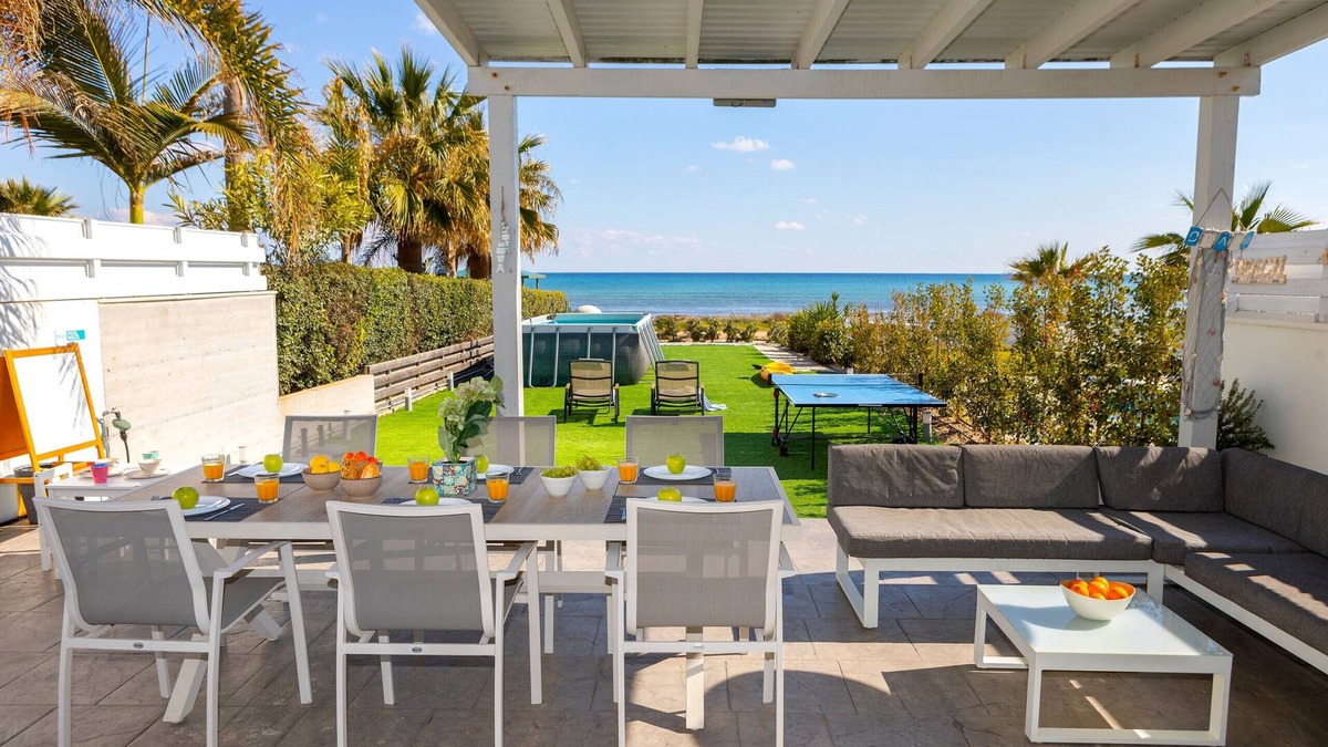 Ayia Thekla Villa | Ayia Thekla Seafront Villa Dagi