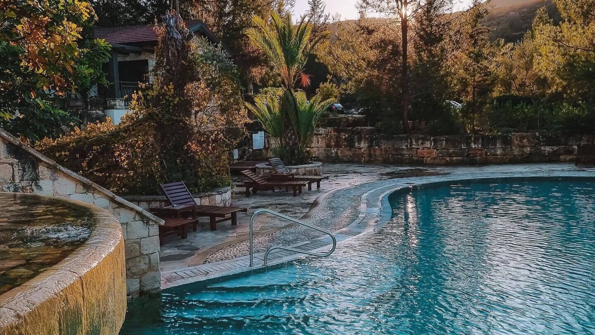 Pano Arodhes Resort | Ayii Anargyri Natural Healing Spa Resort