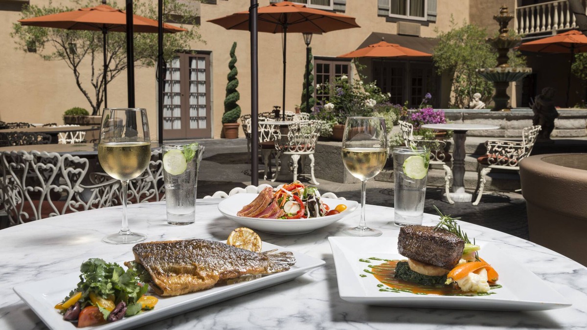 Santa Ana Heights Hotel | Ayres Hotel Costa Mesa/Newport Beach
