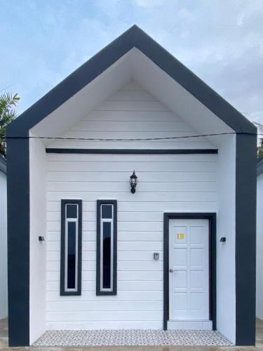 Kampung Tanjong Radin House | AZ Roomstay Tanah Merah Pendang