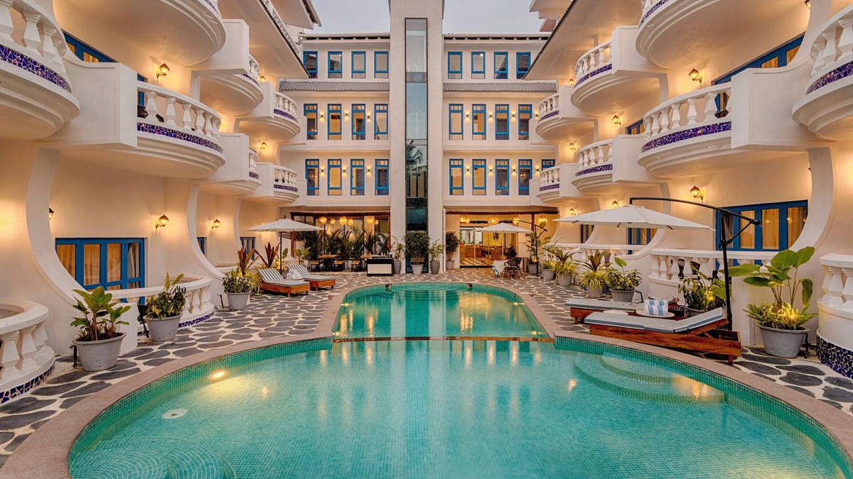 Fatrade Hotel | Azalea By Stone Wood Carmona