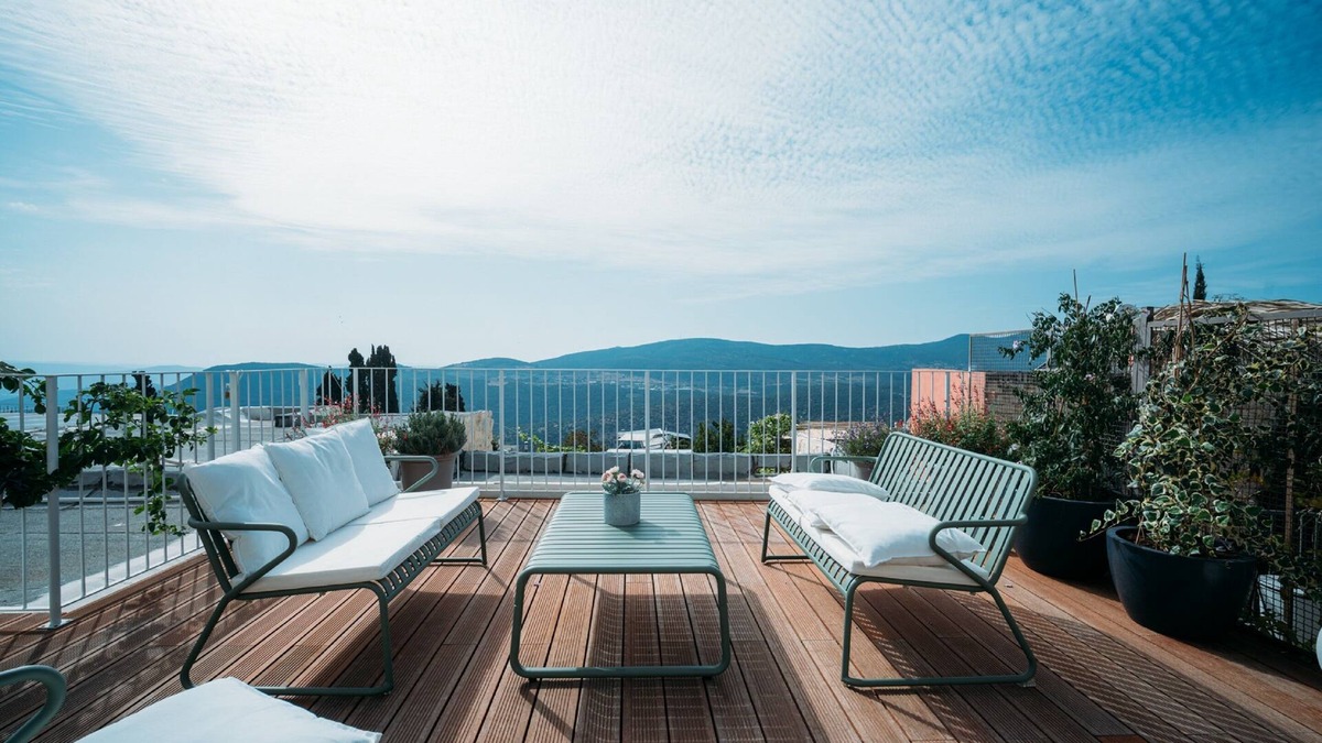 Artists Colony Apartment | Azamra Inn Tzfat