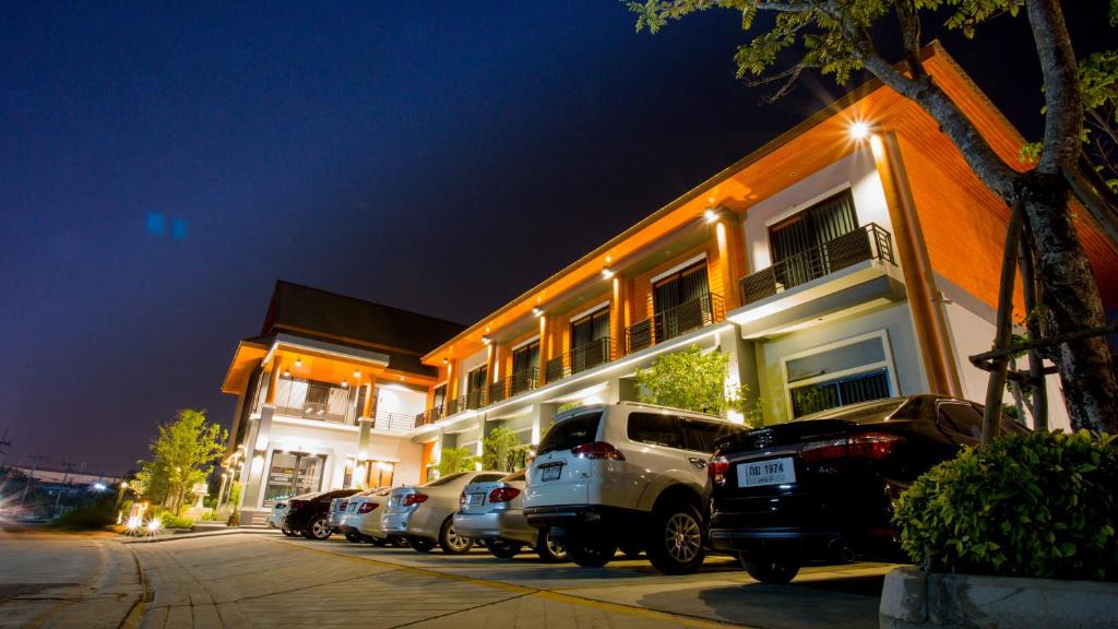 Phitsanulok Hotel | Aziss Boutique Hotel - SHA Plus