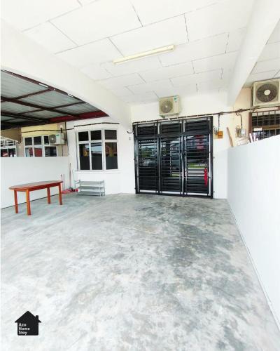 Parit Raja Apartment | Azo Homestay Parit Raja