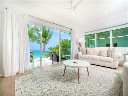 North Side Villa | Azure Breeze # 6